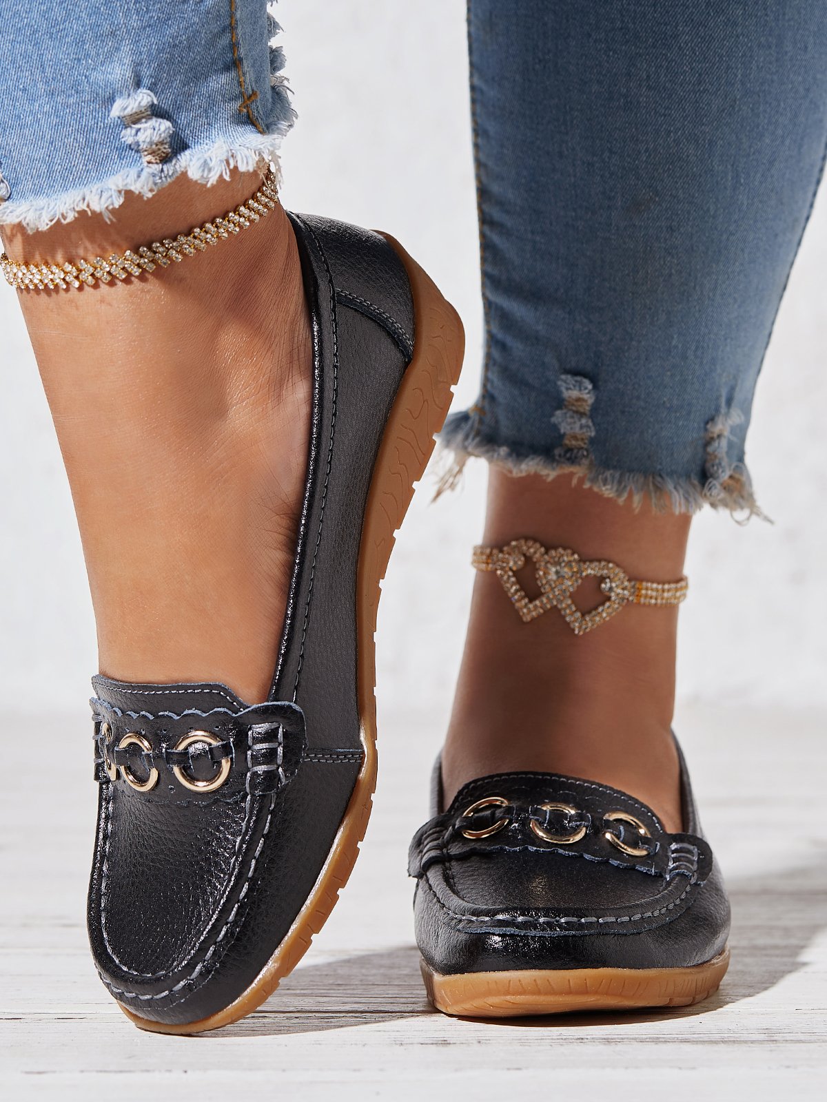 O-Ring Metal Decor Comfort Sole Split Leather Casual Loafers