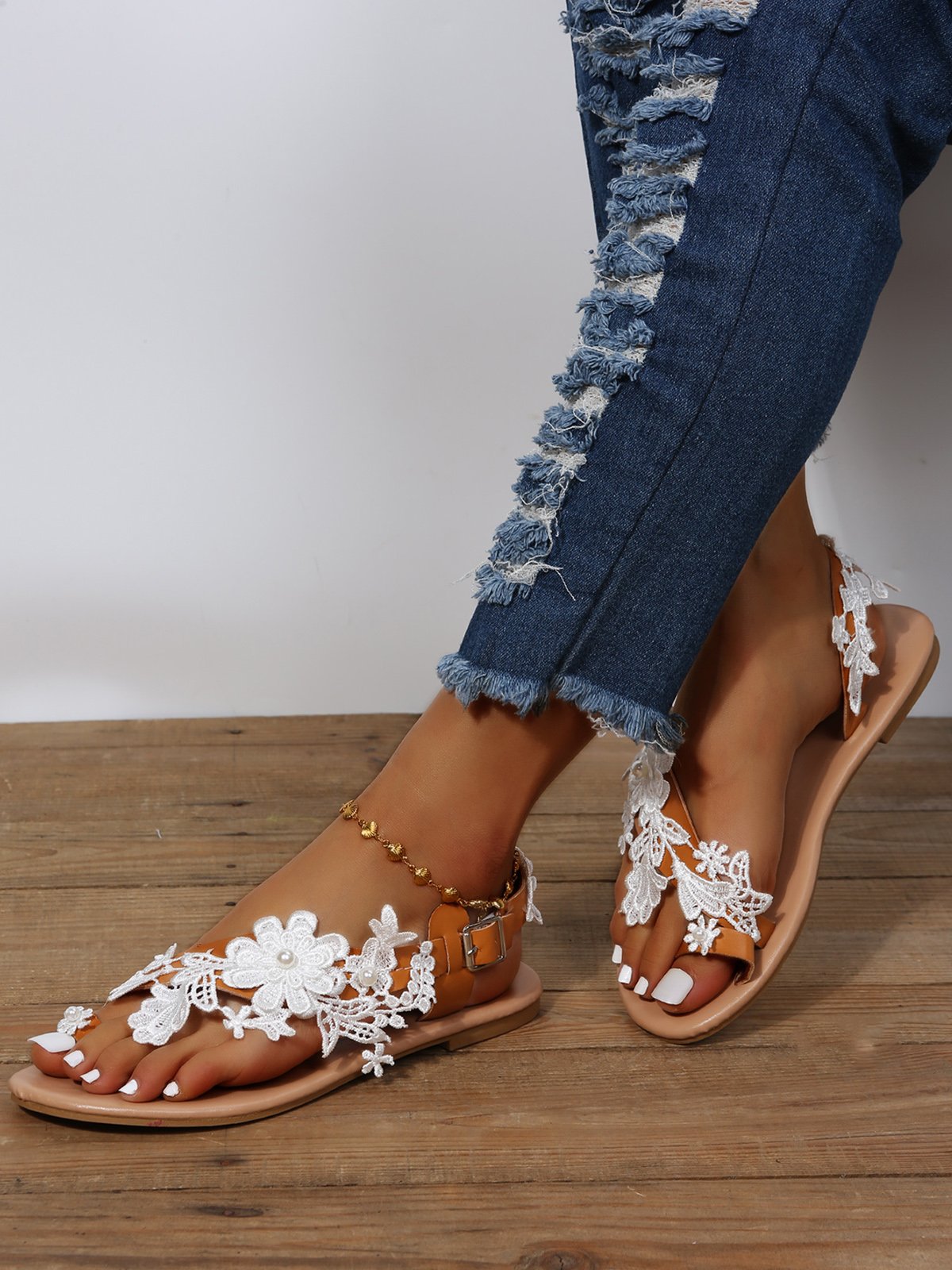Women's Lace Romantic Flower Decorative Summer Wedding Sandals