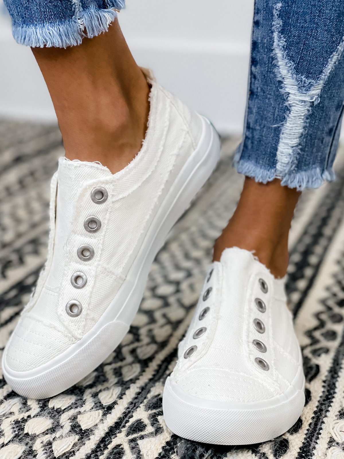 Women's Casual Slip On Canvas Shoes