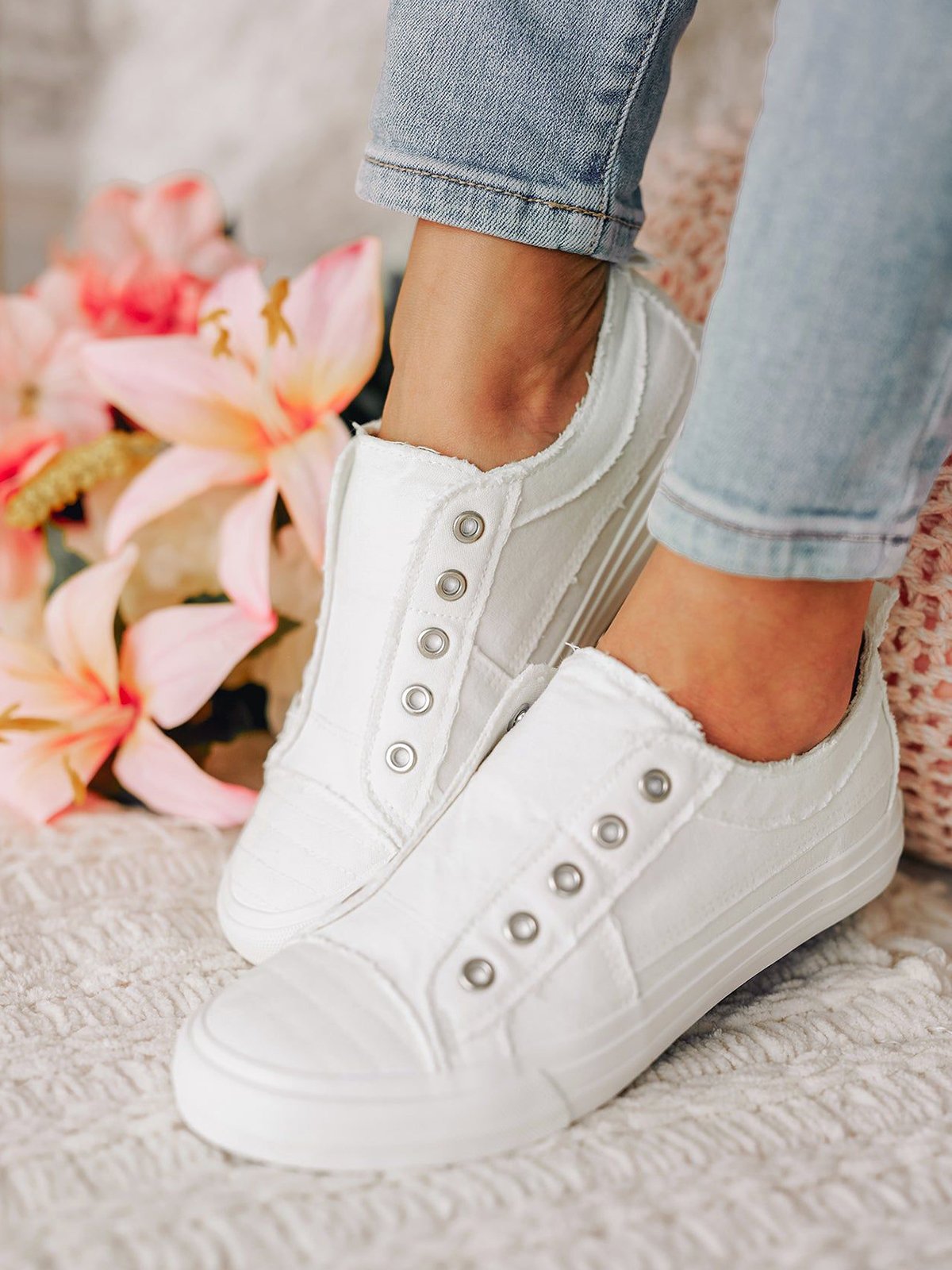 Women's Casual Slip On Canvas Shoes