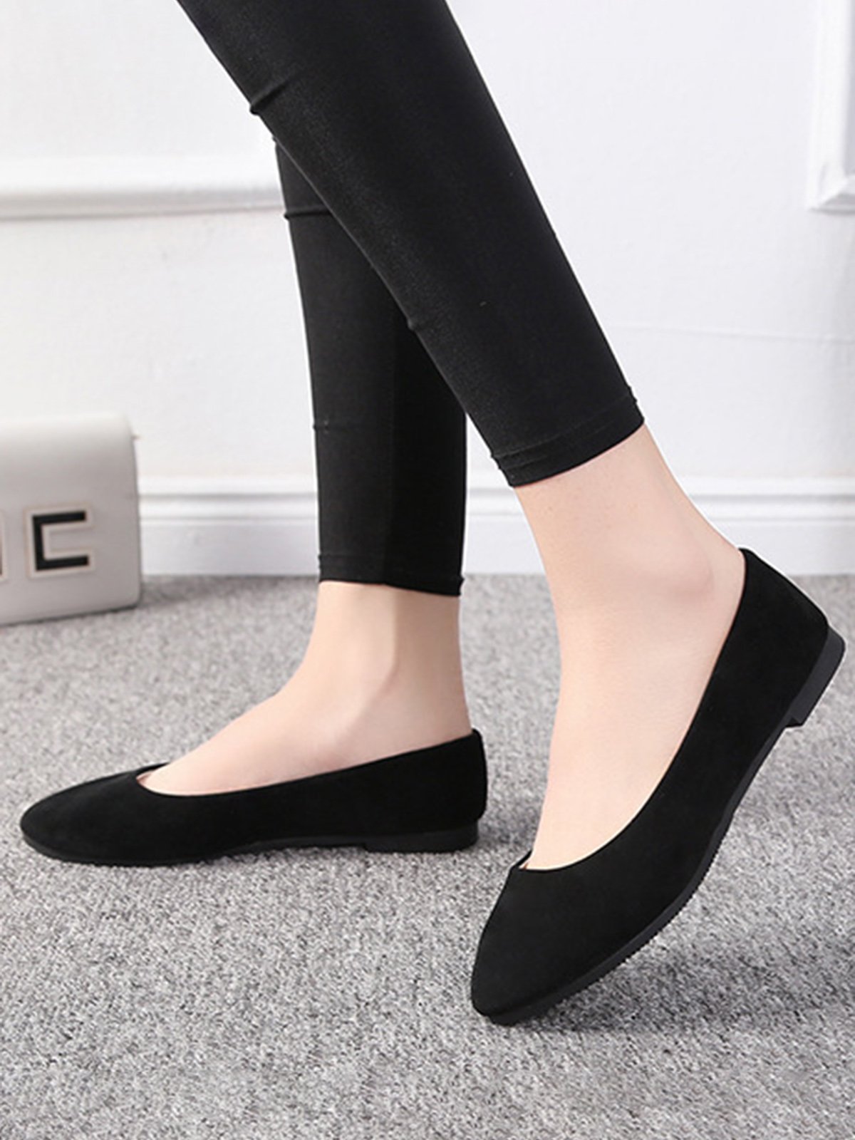 Plain All Season Simple Daily Velvet Flat Heel Round Toe Pu Slip On Shallow Shoes for Women