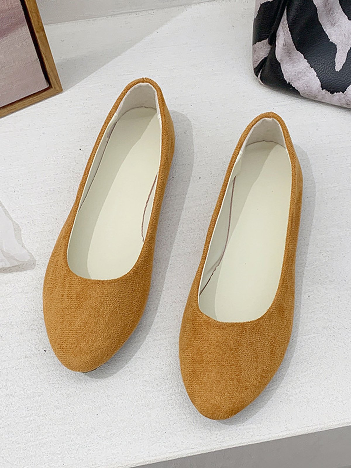 Plain All Season Simple Daily Velvet Flat Heel Round Toe Pu Slip On Shallow Shoes for Women