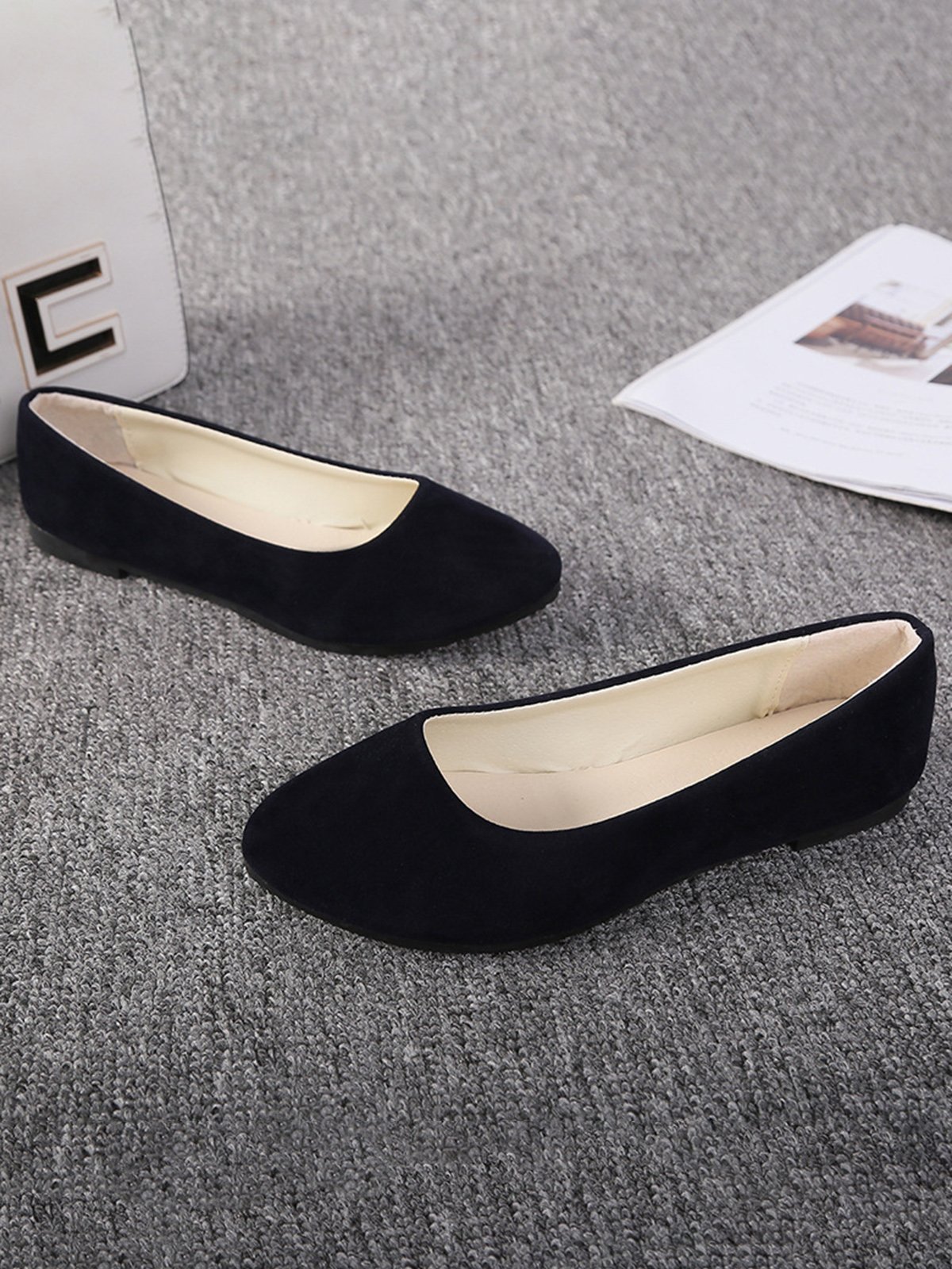 Plain All Season Simple Daily Velvet Flat Heel Round Toe Pu Slip On Shallow Shoes for Women