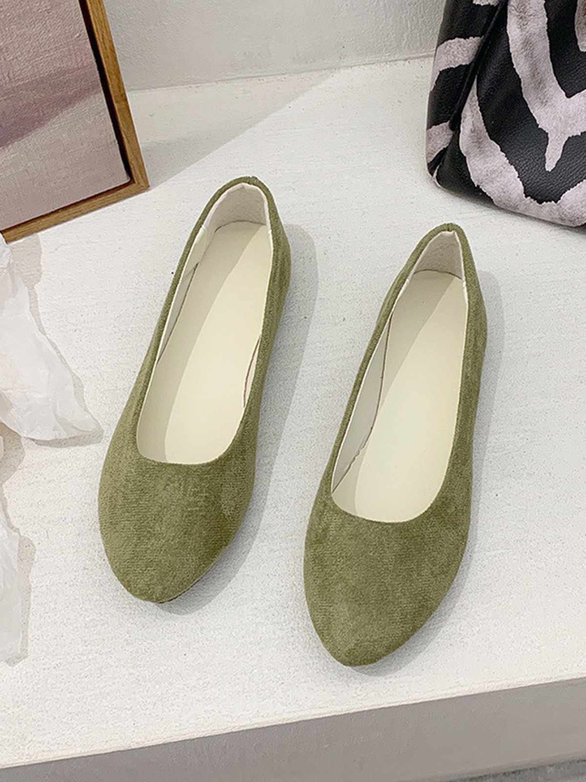 Plain All Season Simple Daily Velvet Flat Heel Round Toe Pu Slip On Shallow Shoes for Women