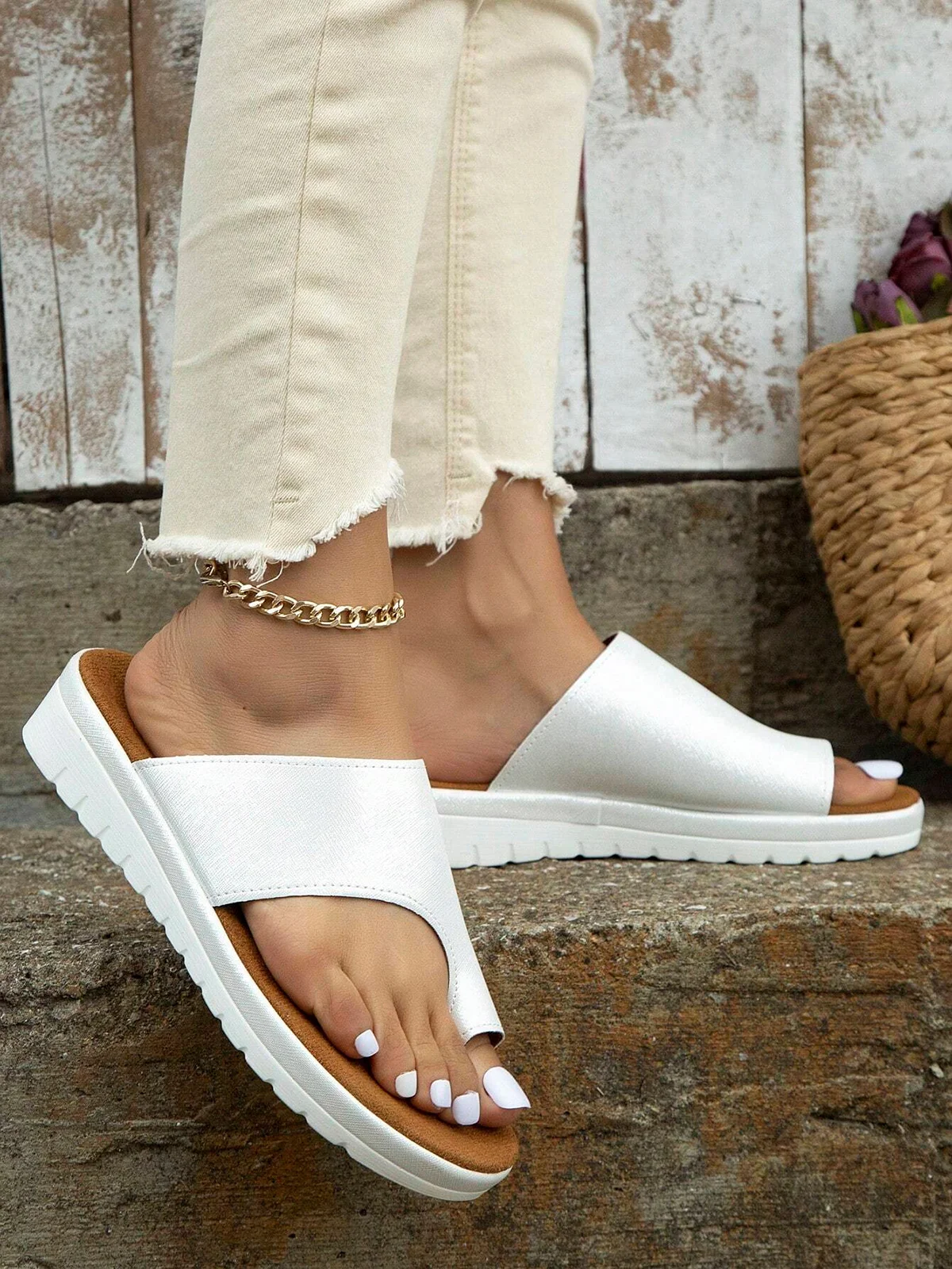 Women Casual Low Heel Open Toe Casual Sliver Sandals