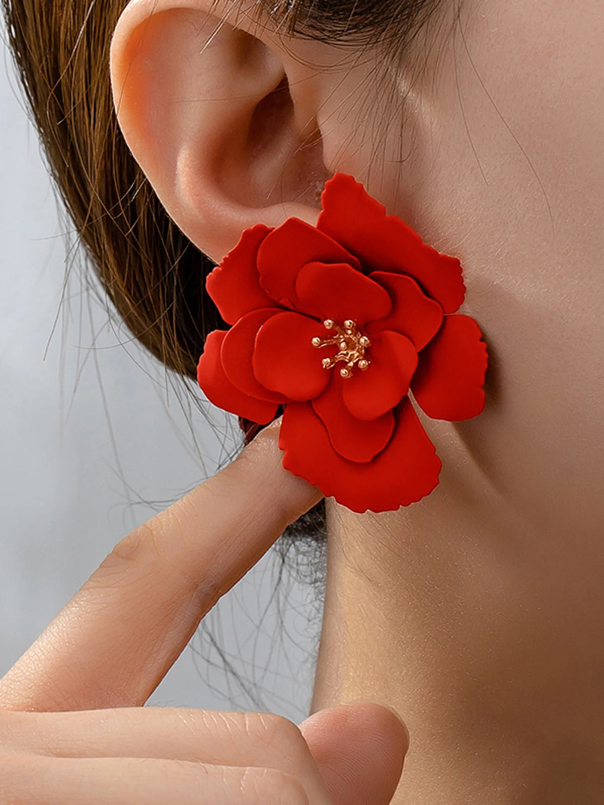 1pair Elegant Flower Rhinestone Stud Earrings