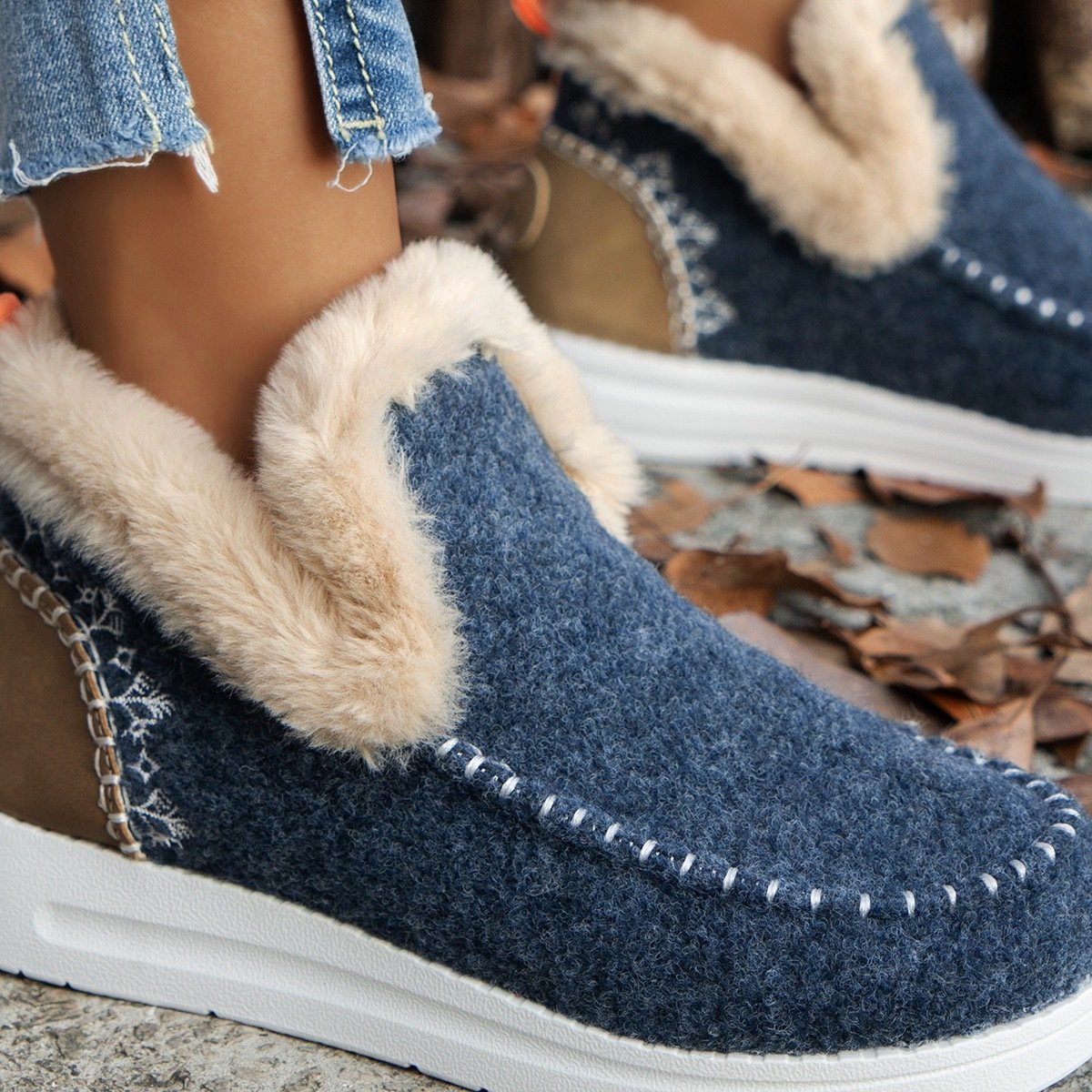 Casual Plain Plush Slip On Flat Heel Comfy Snow Boots
