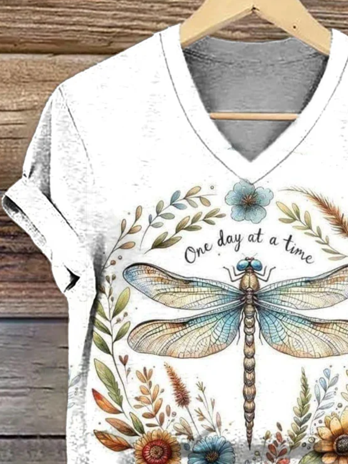Casual Floral Dragonfly Print V Neck Short Sleeve T-shirt