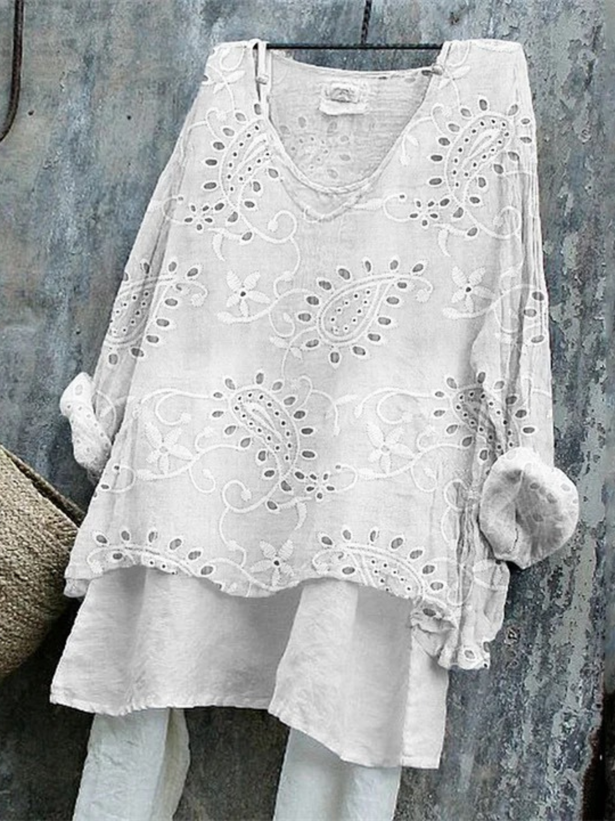 Vintage Paisley V Neck Long Sleeve T-shirt