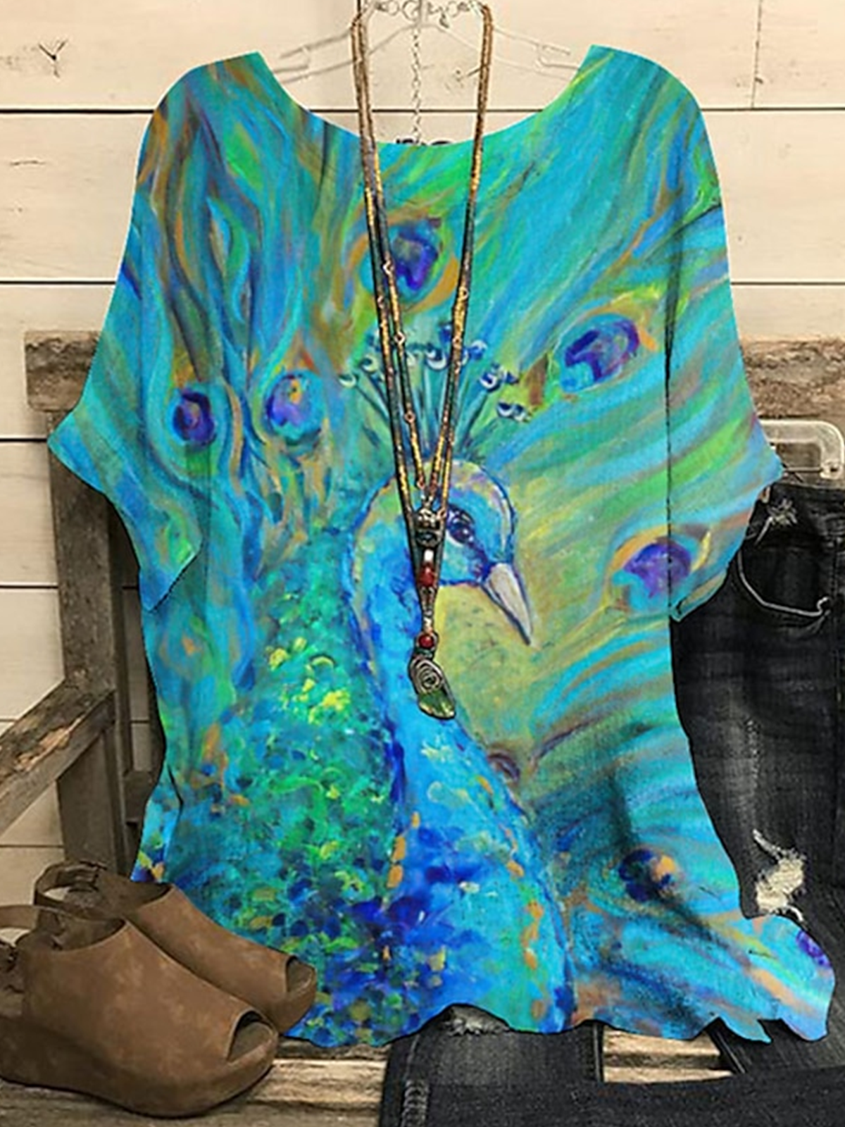 Vintage Peacock Crew Neck Three Quarter Sleeve T-shirt