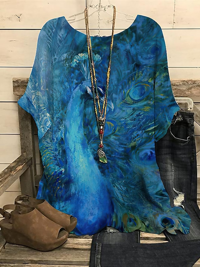 Vintage Peacock Crew Neck Three Quarter Sleeve T-shirt