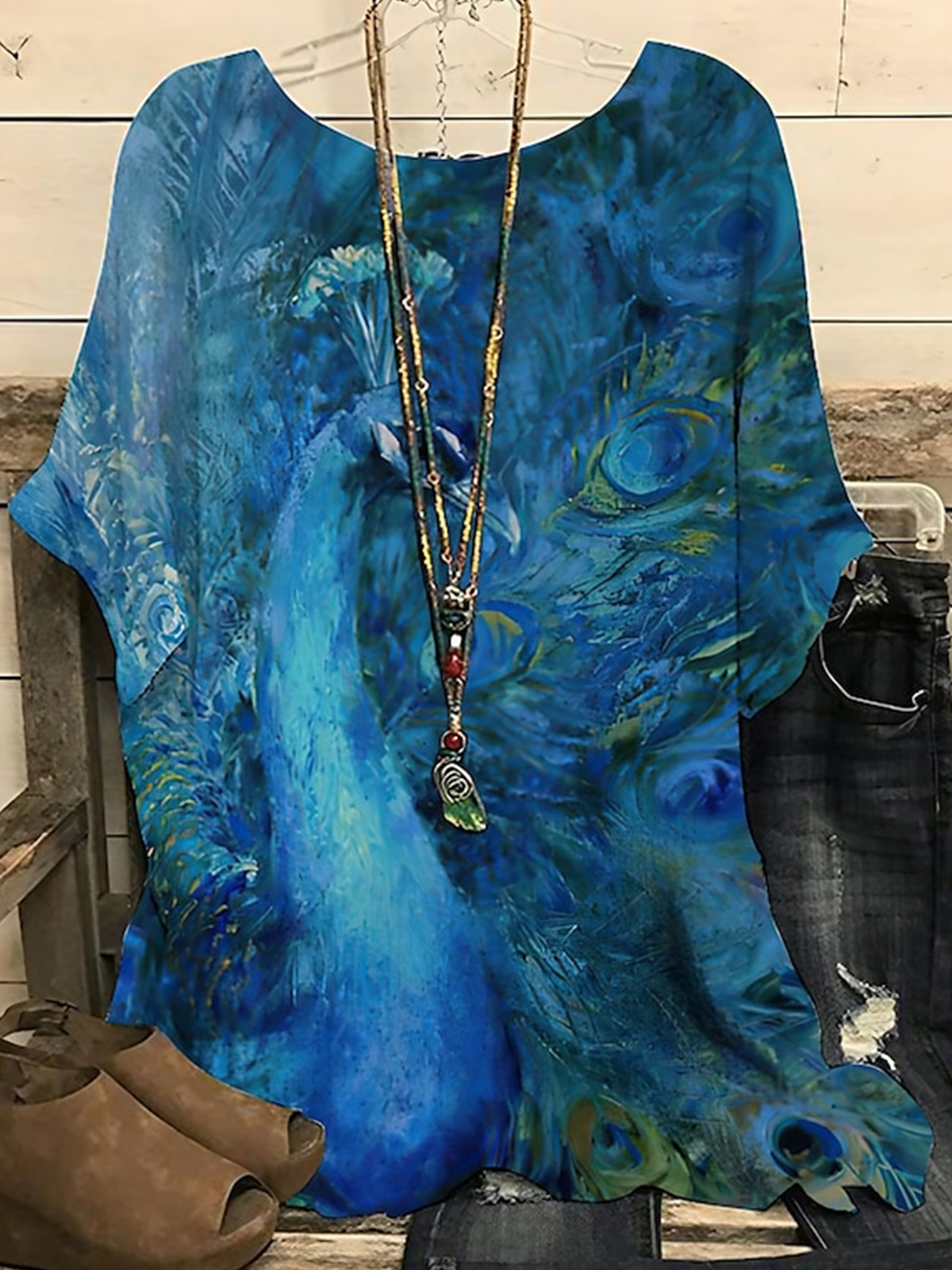 Vintage Peacock Crew Neck Three Quarter Sleeve T-shirt