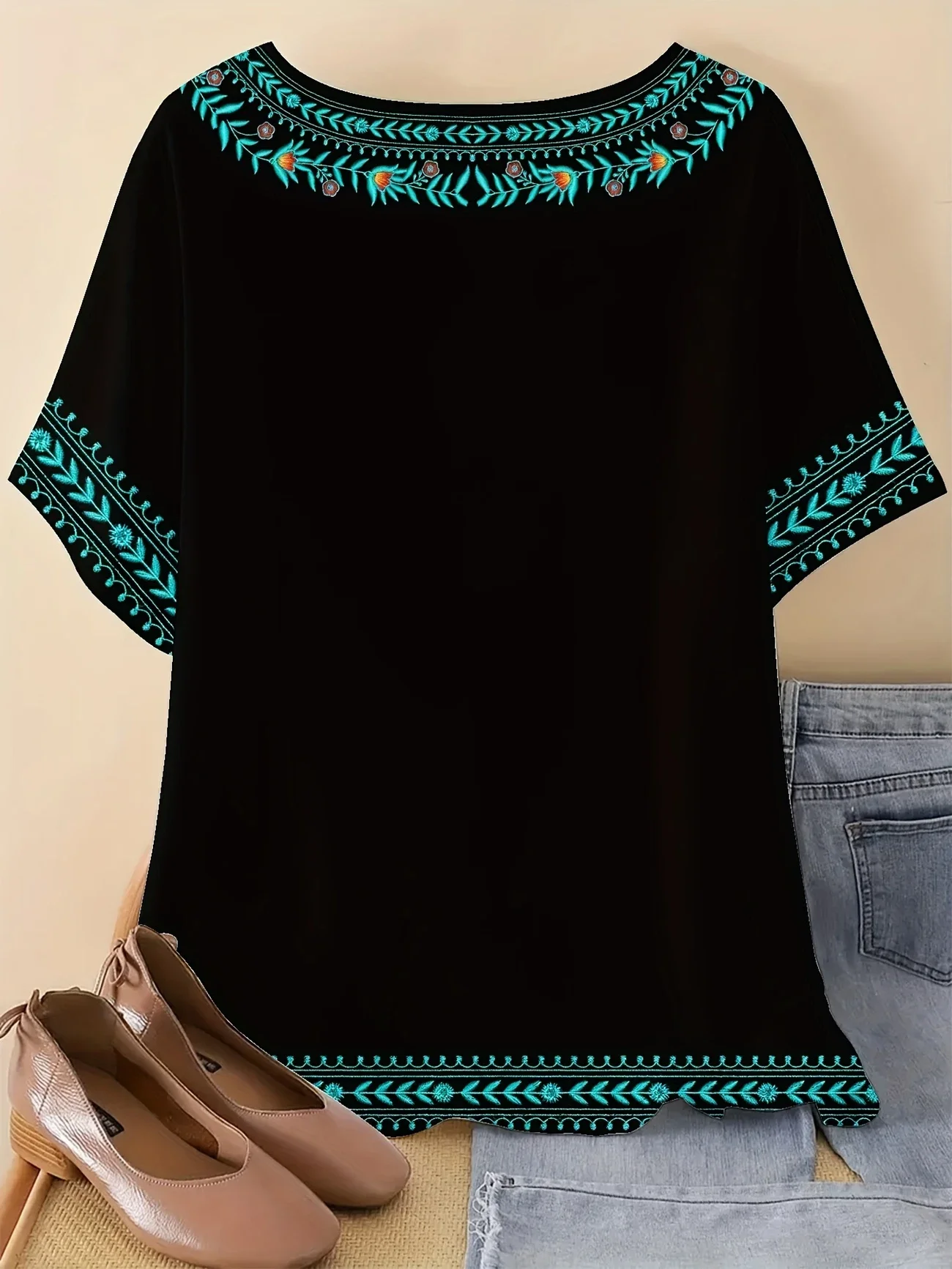 Vintage Ethnic Geometry Crew Neck Three Quarter Sleeve T-shirt