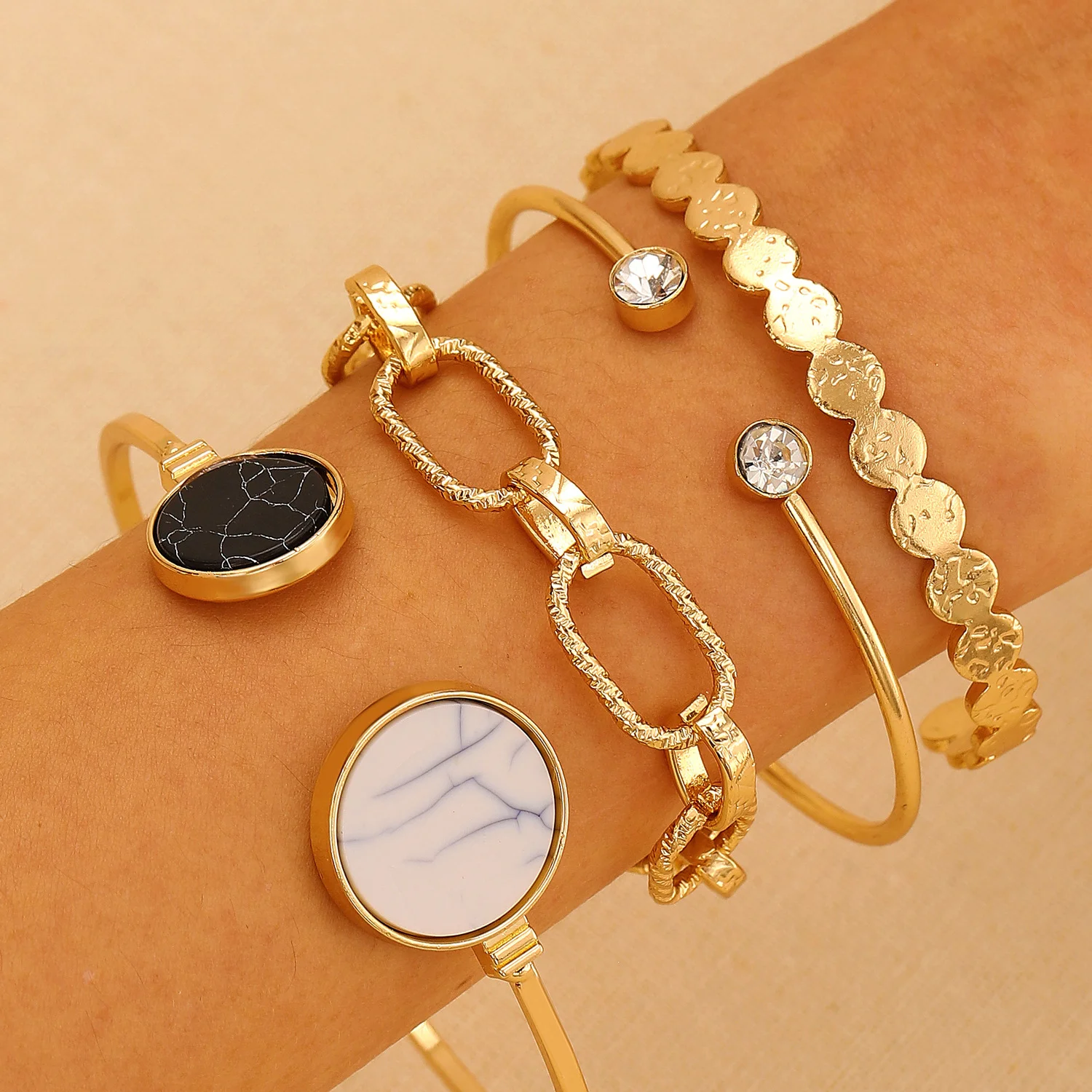 Multi layered vintage bracelet