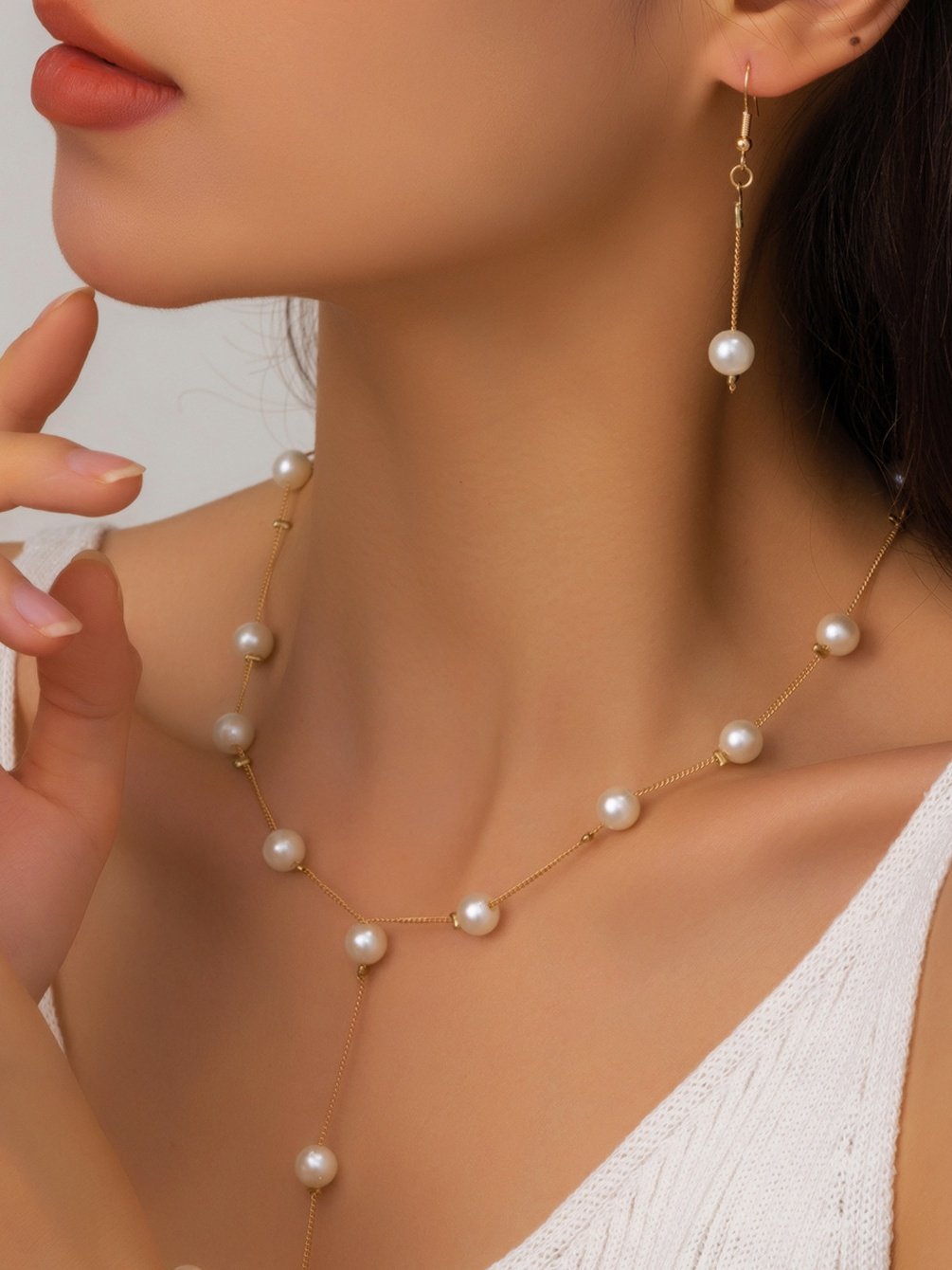 Jewelry Fashion Pearl Pendant Alloy Light Luxury Pearl Earrings Bracelet Earrings Necklace Three-piece Necklace