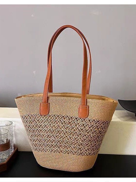 New Straw Bag Women's Summer Handbag Seaside Tote Bag Large Capacity Woven Shoulder Bag High-end Bucket Bag