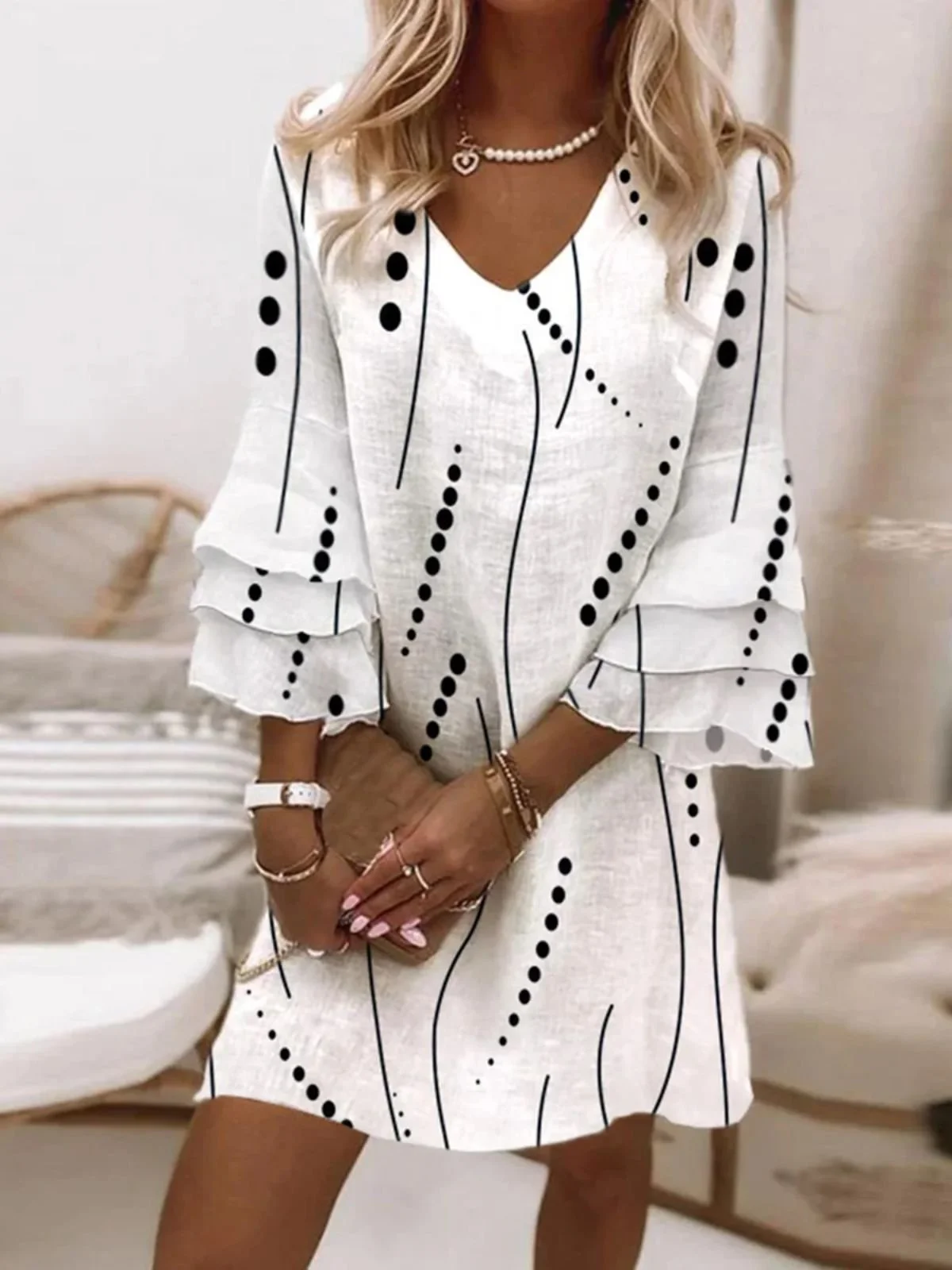 Women Geometric Summer Dress V Neck Half Sleeve Beach Dress H-Line Dress