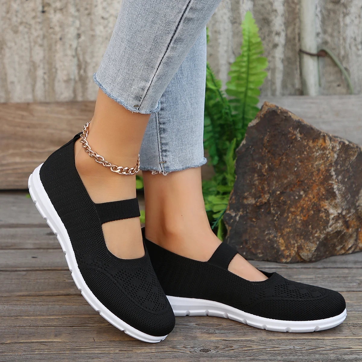 Women Lightweight Breathable Slip Loafers