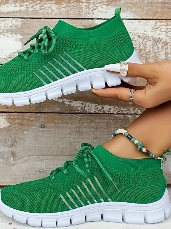 Casual Autumn Shoes Lightweight Breathable Mesh Fabric Comfortable Sneakers