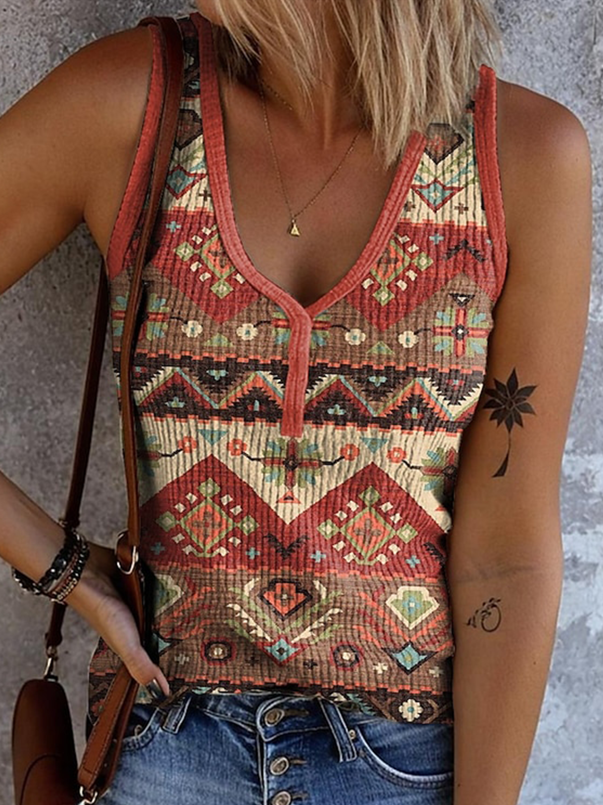 Casual V Neck Geometric Tank Top
