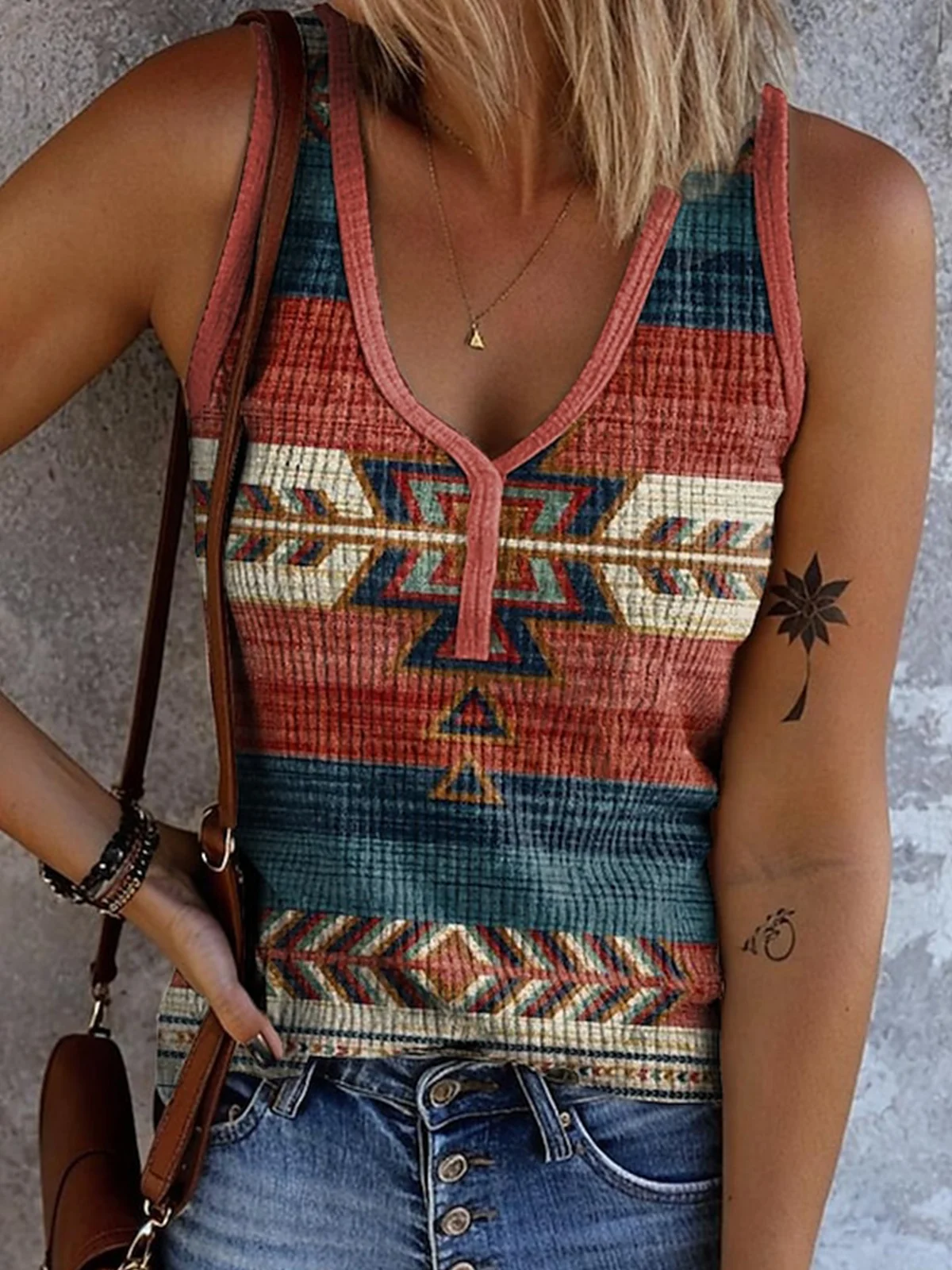 Casual V Neck Geometric Tank Top