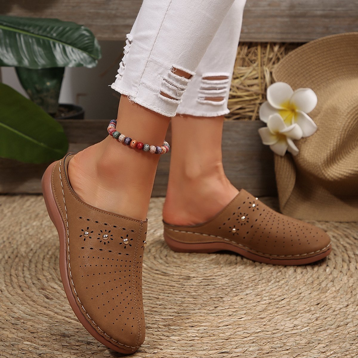 Vintage Plain Slip On Flat Heel Vented Clogs