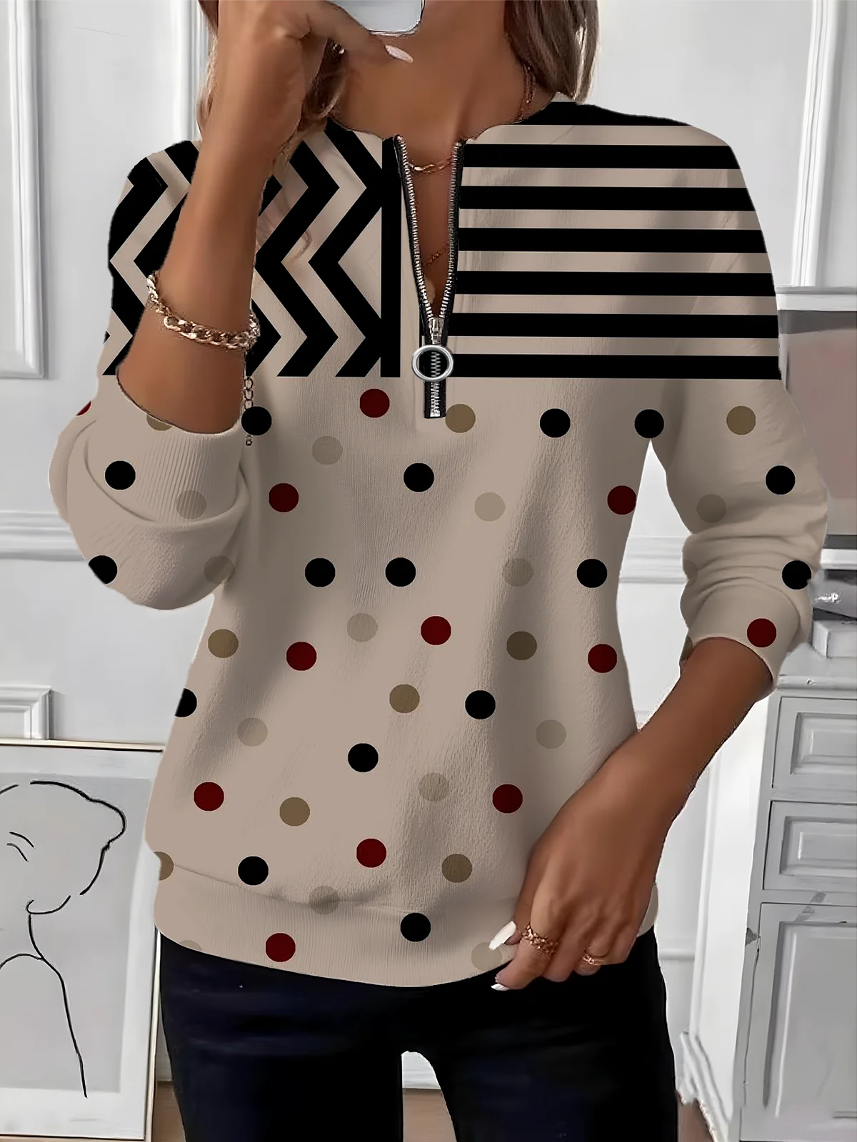 Vintage Crew Neck Striped Sweatshirt