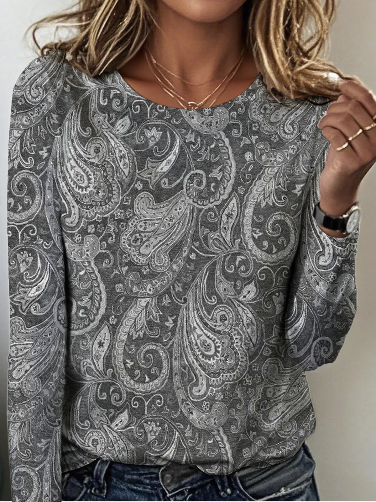 Vintage Paisley Crew Neck Long Sleeve T-shirt
