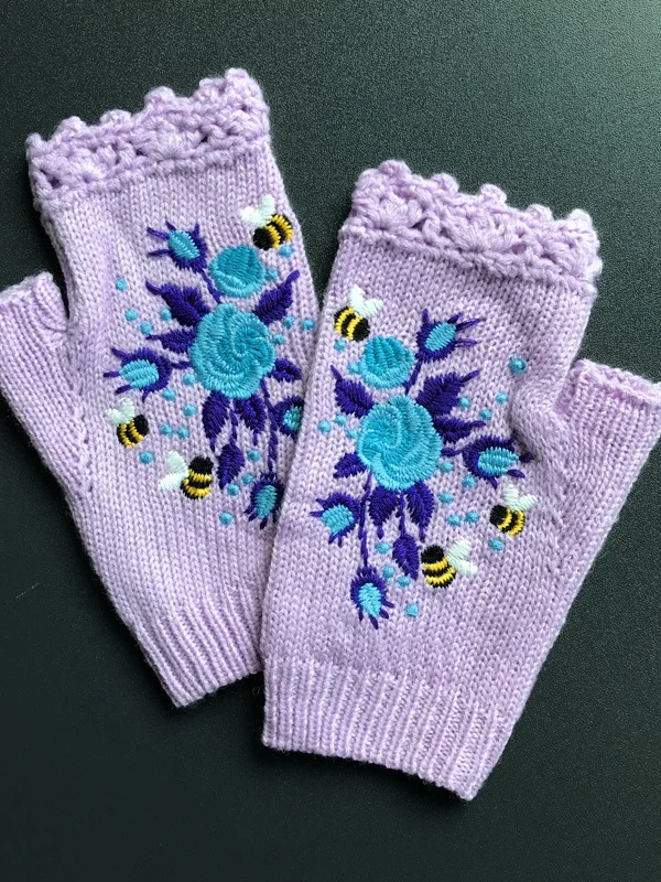 Knitted Boho Floral Autumn And Winter Ins Embroidered Women's Warm Gloves Bee Flower Adult Knitted Gloves Embroidered Wool Gloves