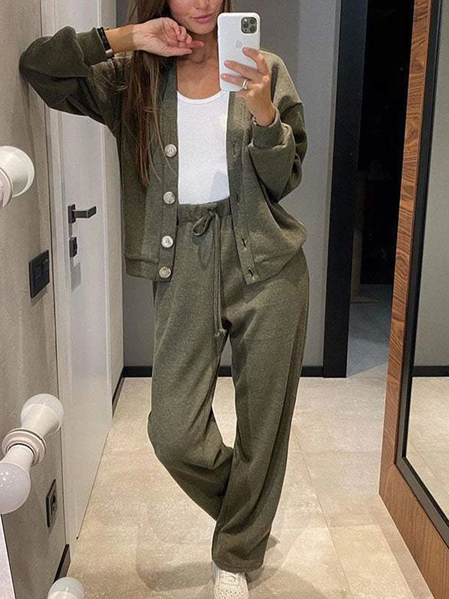 Women Plain Buttoned Two-Piece Set Daily Long Sleeve Casual Spring/Fall Top With Pants Matching Set