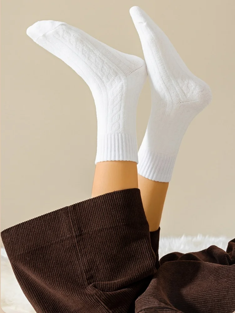 Plush And Thick Towel Socks Twisted Autumn And Winter Style Mid-tube Socks Women's Long Socks Thick Socks Winter Warm Women's Socks