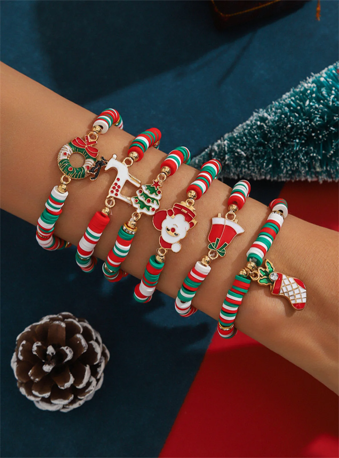Christmas 6-Pack Cute Elk Polymer Clay Bracelet Set Women's Party Gift