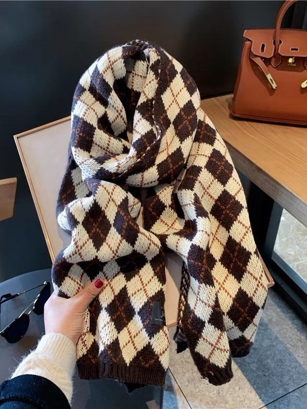 Versatile Korean Style Knitted Wool Christmas Red New Winter High-end New Year Gift Couple Scarf