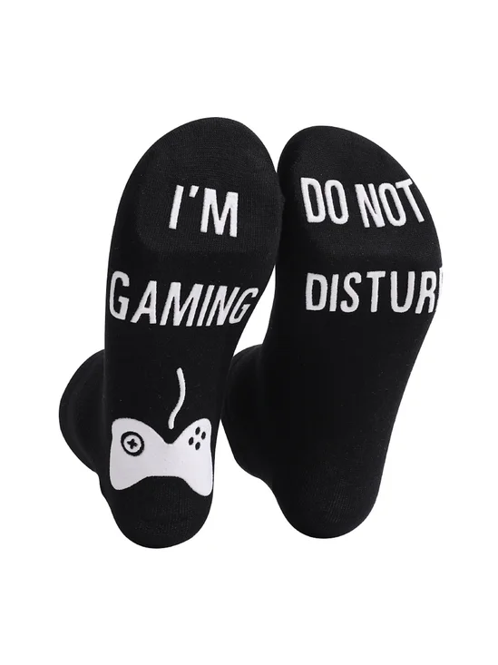 Game slogan: Men's and women's mid length socks