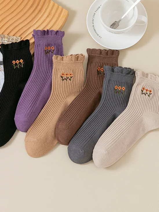 New Pure Cotton Japanese Retro Literary Flower Middle Tube Women's Socks Sweat-absorbent Breathable Embroidered Flower Socks
