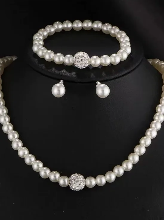 Creative Jewelry Imitation Pearl Necklace Bracelet Earrings Set Three Pieces